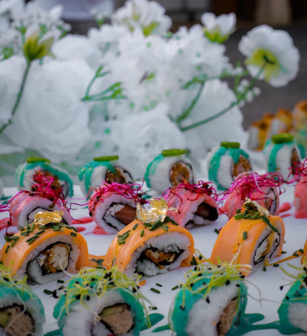 Gros plan sur des makis Sushimi Event